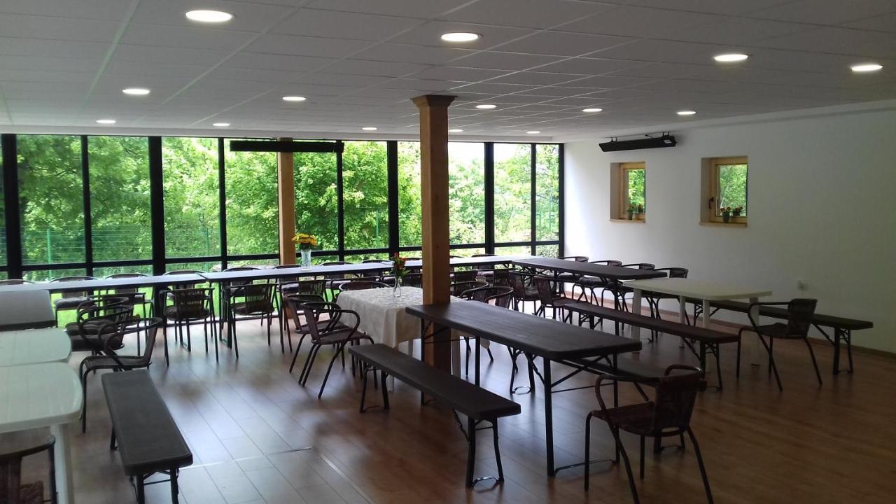 Divaca, Vila Srebrna Exteriör bild